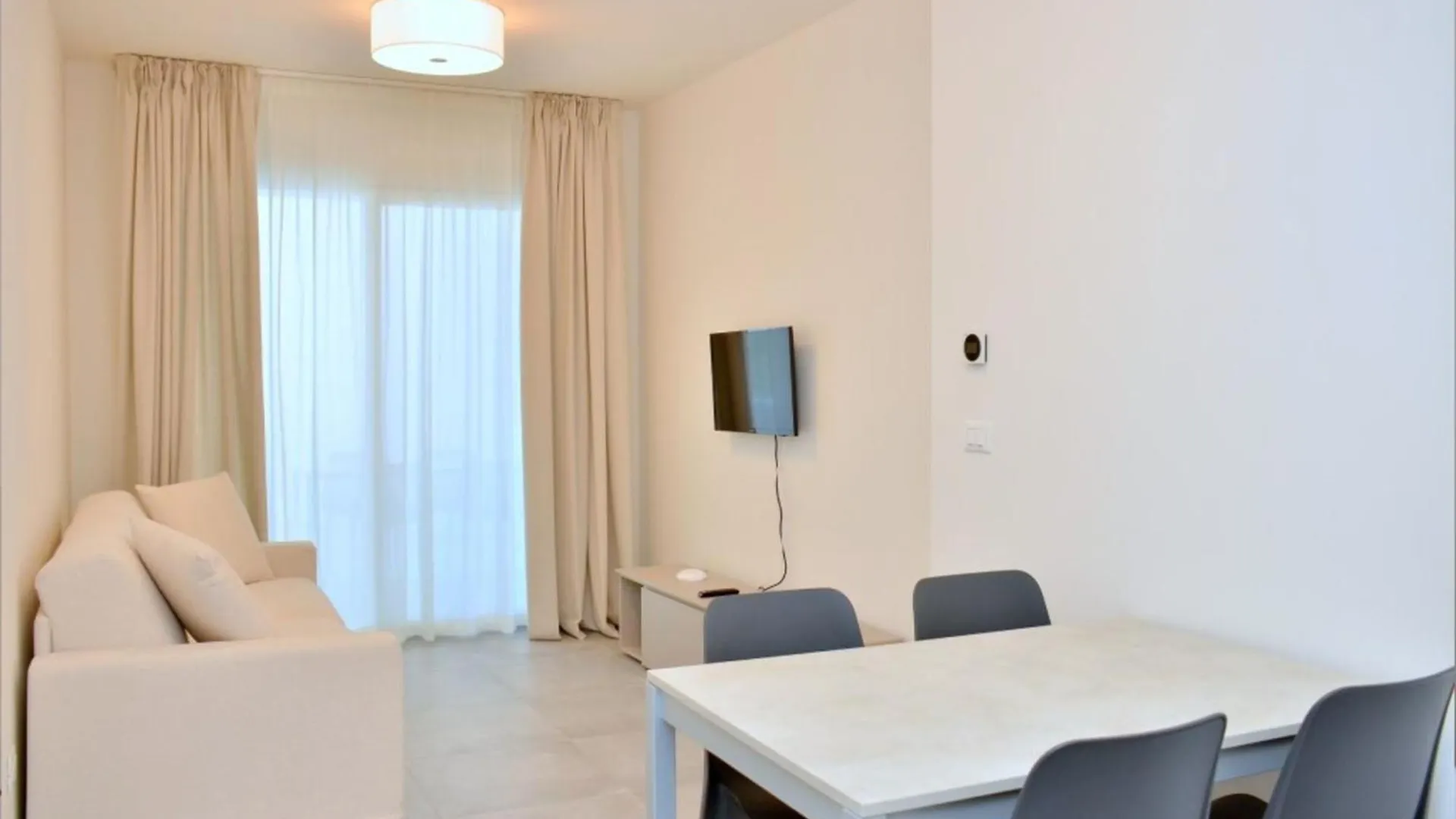 Trendy Seafront Apartment With Terrace Bibione 0*,