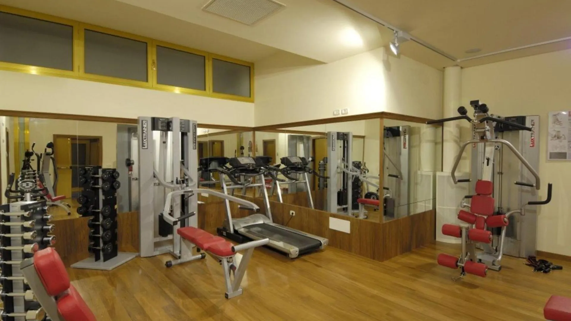 Trendy Seafront Apartment With Terrace Bibione 0*,  Italy